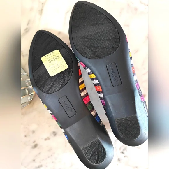 Anne Klein Sport Women's Glitter Multicolor Stripe Flat Shoes | Size 8M (NWT) - Picture 9 of 15